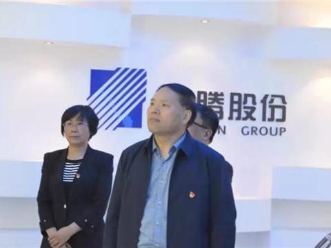 ����ʡίָ������������ʱ���ŵ��� ���������ġ��м�ʹ���������������