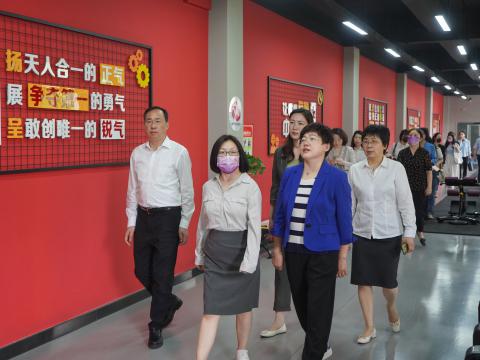 �����ܹ���Ůְ����ݰ��������ʱ��������Ůְ������